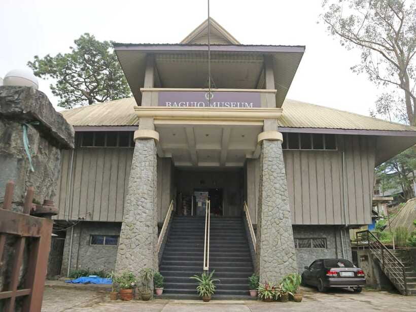 Baguio City Tour (Private Tour) - Mines View Park, photos first, then snack-and-shop time