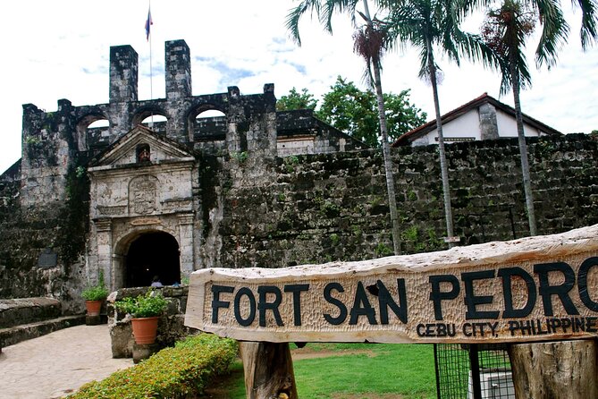BEST OF CEBU: Cebu City Heritage Tour Shared-Joiners - Magellan’s Cross: a short visit that packs centuries
