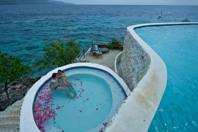 Bluewater Sumilon Day Pass - Price and value: what $226 covers, and how to judge the deal