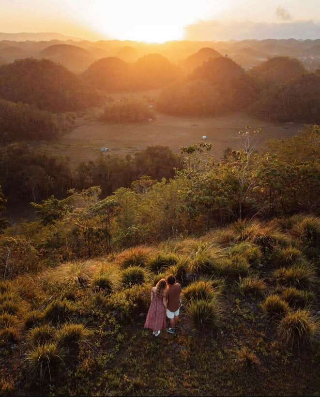 Bohol: Budget Chocolate Hills & Tarsiers -Backpacker Special - Bonus stops: underground caves or heritage churches when time allows
