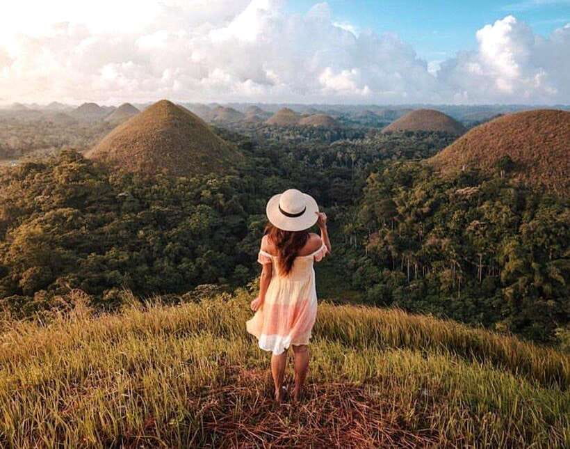 Bohol: Guided Chocolate Hills & Tarsiers Tour - Man-Made Forest: mahogany tunnels and quick guided stops