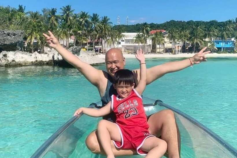 Boracay: Crystal Kayak Photo-op Experience - Weather and water reality, including one rain-friendly report