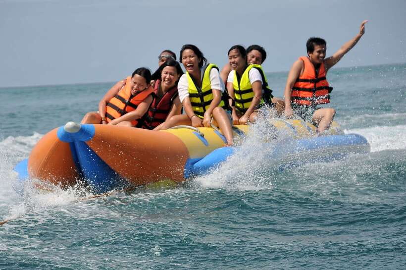 Boracay: Inflatable Banana or Dragon Boat Ride - Key things to know before you pick banana or dragon