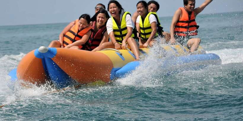 Boracay: Inflatable Banana or Dragon Boat Ride - Who should book, and who should skip the banana or dragon ride
