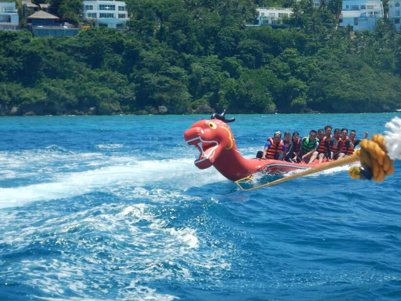 Boracay: Inflatable Banana or Dragon Boat Ride - Quick, practical tips to make your ride smoother