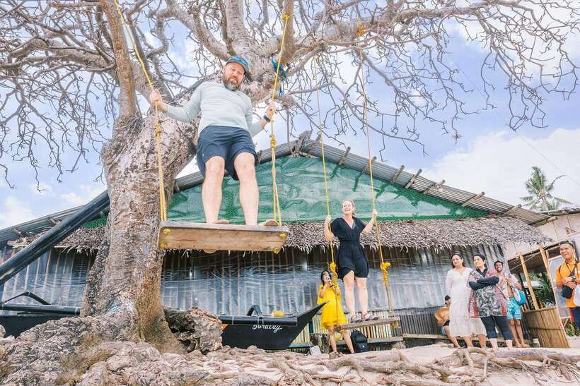 Boracay: Island Hopping with Crystal Kayak & Helmet Diving - Where to Meet and How the 6-Hour Flow Works
