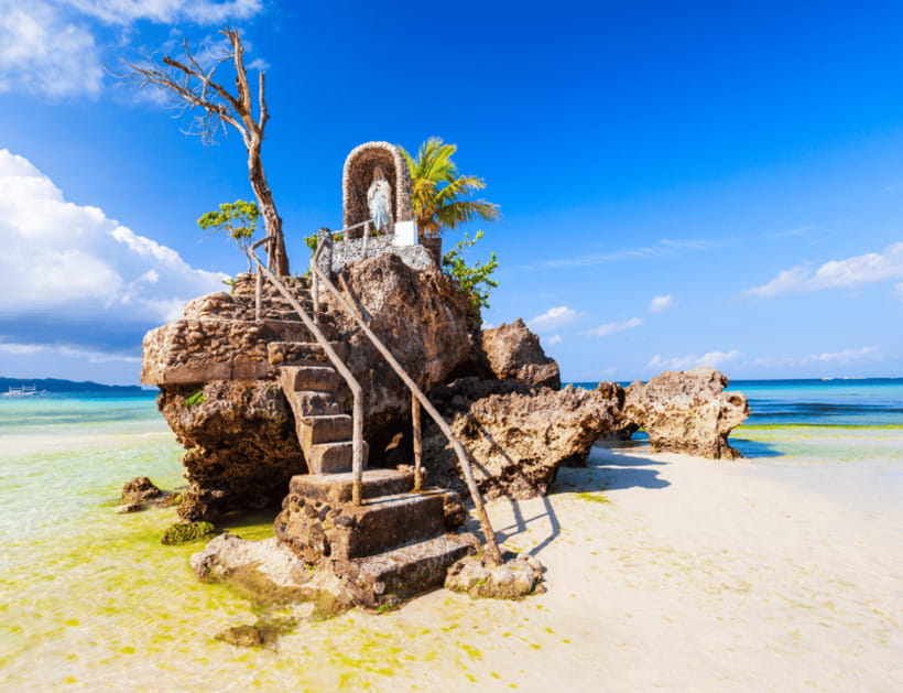 Boracay: Island Hopping with Lunch and Hot Kawa Bath - What to bring (so you’re not miserable at sea)