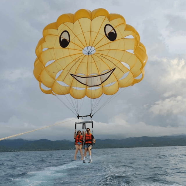 Boracay: Island Hopping with Lunch, Crystal Cove, Snorkeling - Lunch on a Beach: Buffalo Lunch, Sea Air, and Traditional Flavors