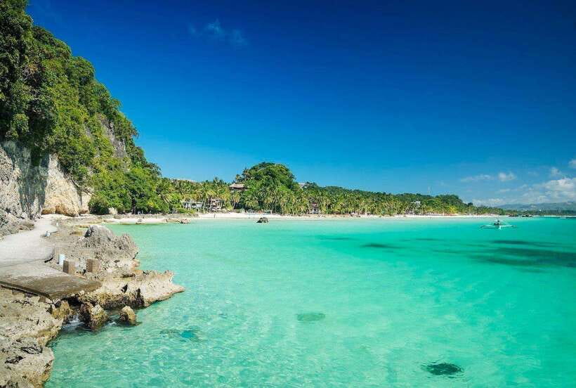 Boracay: Island Hopping with Parasailing Experience - Getting to the boat: Astoria Station 1 or Bolabog Beach