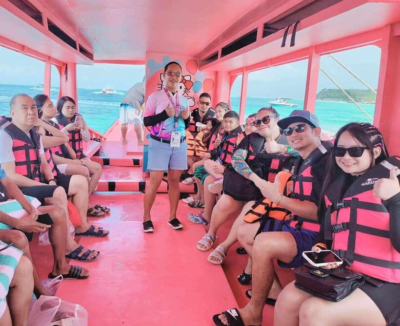 Boracay: Island Hopping with Snorkeling and Crystal Cove - Snorkeling Gear, Timing, and Staying Comfortable