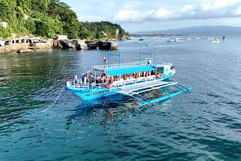 Boracay Island Rhythm Sunset Cruise - From Astoria Boracay to a real sunset cruise