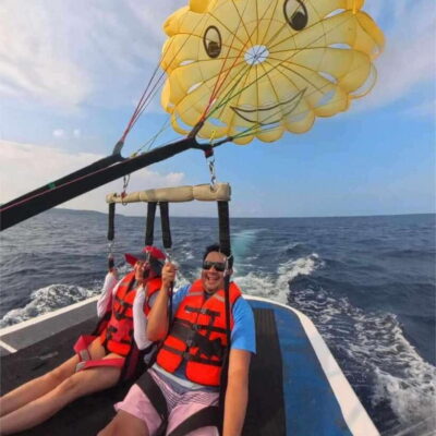 Boracay: Parasailing, Island Hopping, ATV Ride and Kawa Bath