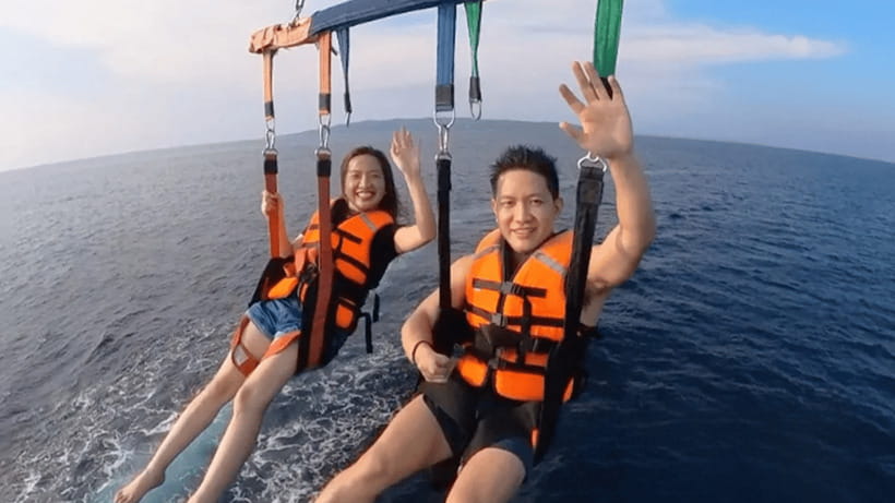Boracay Parasailing with Insta 360 - The timeline: what you do before you fly, then the ride itself