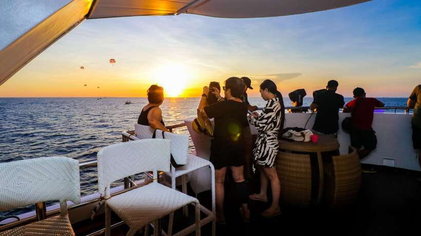Boracay: Scenic Sunset Cruise with Live Music - A Big Yacht Sunset Moment, Built for Views Along White Beach