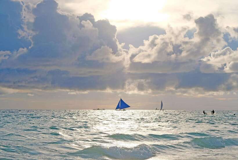 Boracay: Sunset Paraw Sailing Trip - Sunset Expectations: The Most Beautiful Part, With One Catch