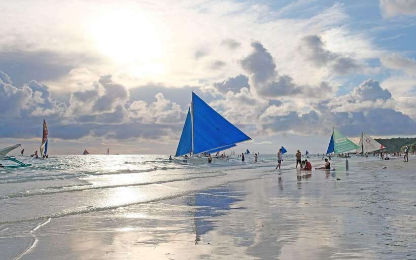 Boracay: Sunset Paraw Sailing Trip - Quick Tips to Make It Smoother (And Better Photos)