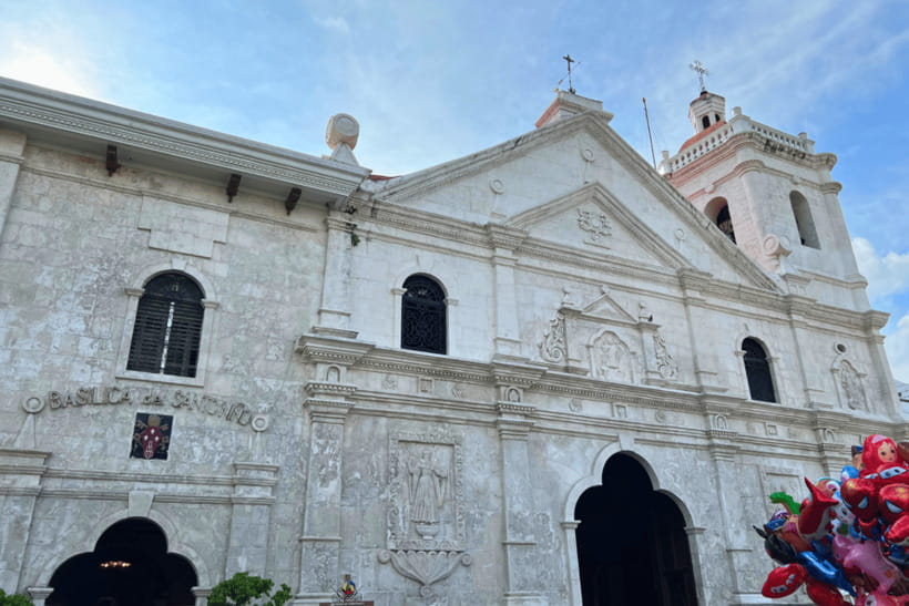 Cebu: Cebu City and Mactan Island Tour - House of Lechon lunch stop, tasty but budget check