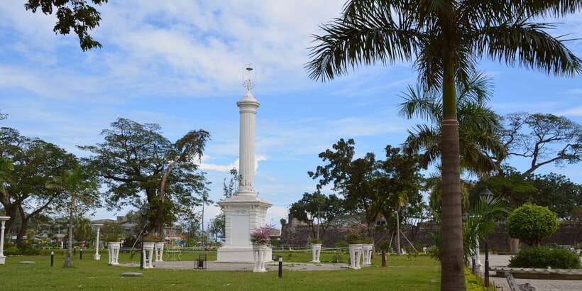 Cebu City: Half-Day Tour with Shopping - The end point: handicraft shopping in the city center