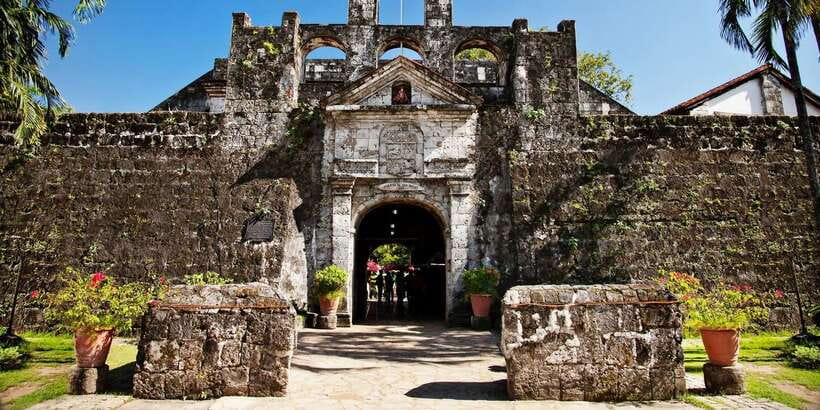 Cebu City: Historical, Local Cuisine & Mountain Guided Tour - Museo Sugbo in a former provincial jail: history with walls you feel