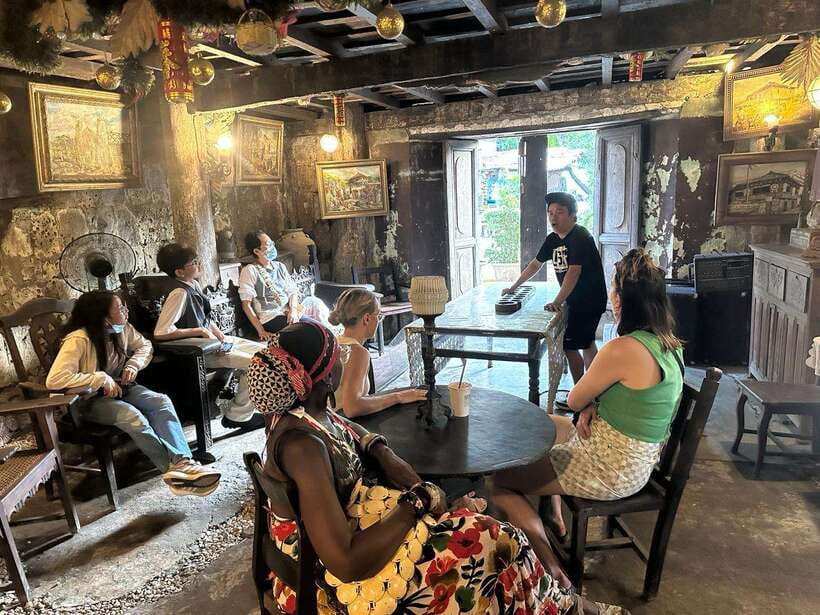 Cebu City: Historical Street and Food Tour - Cebu in three hours: how the food walk stays focused
