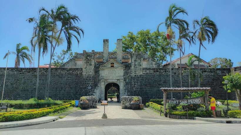 Cebu Half Day City Tour (Private Tour) - Private Comfort: Hotel Pickup, AC Ride, and an English Driver-Guide