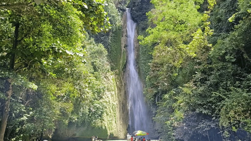 Cebu: Inambakan, Kawasan, and Mantayupan Waterfalls Tour - The Lunch Break in Badian, Plan Around It