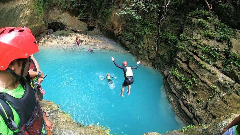 Cebu: Moalboal Sardines Run Snorkel & Kawasan Canyoneering - Guides and safety: the named pros who keep it fun