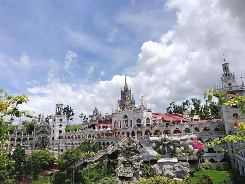 Cebu: Oslob Whale Shark, Simala Church & Ka Treasure Argao - Tips to make the day smoother (and safer)