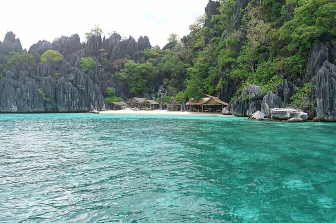 Coron Island Hopping Tour B with Skeleton Wreck & Barracuda Lake - Where you meet and how the 9:00am start shapes the day