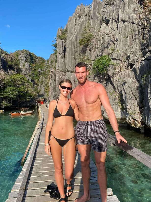 Coron Island Tour: 5 Top Attractions & Island Buffet Feast - Coral Garden and Queen Reef snorkeling, plus gear costs