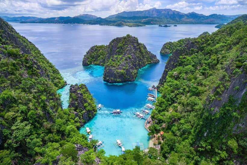 Coron Island Ultimate Tour (Private Tour) - 8 hours on a boat: what the rhythm feels like