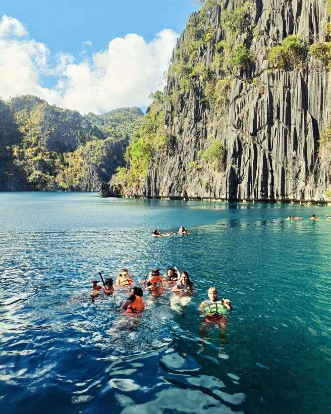 Coron/Palawan: Coron Super Ultimate Tour with Lunch - CYC Beach: swim, picnic energy, and a softer landing