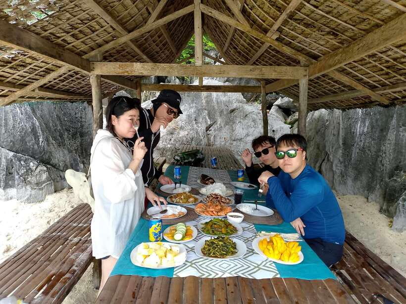 Coron/Palawan: Coron Super Ultimate Tour with Lunch - Price and value at around $44: what that money buys you