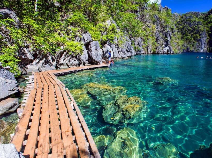 Coron: Private Tour with Kayangan Lake and Twin Lagoon - Twin Lagoon plus sandy time at CYC and Sunset/Atwayan