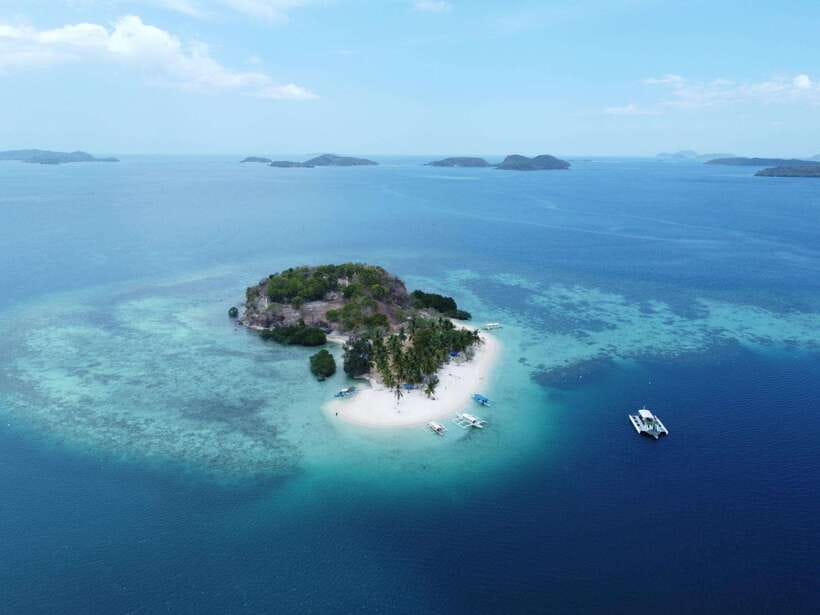 CORON:REEF AND WRECK - 2 JAPANESE WRECK AND PASS ISLAND TOUR - Currents, jellyfish, and your real safety checklist
