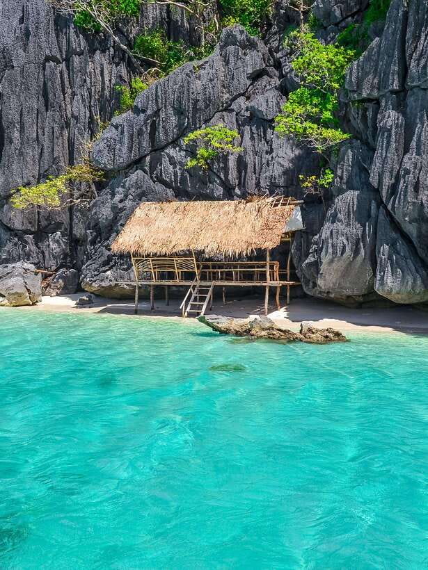 Coron: Super Ultimate Island-Hopping with Lunch & Transfers - Getting to the boat: pickup window and where the day starts