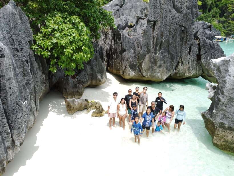 CORON TOUR - PRIVATE BOAT RENTAL with LUNCH (7 Destinations) - Why this 8-hour private boat loop is a smart way to see Coron