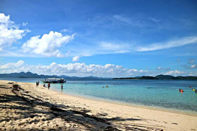 Coron Town: Coron Island Escapade Private Tour with Lunch - The private-group experience: time control and guide quality