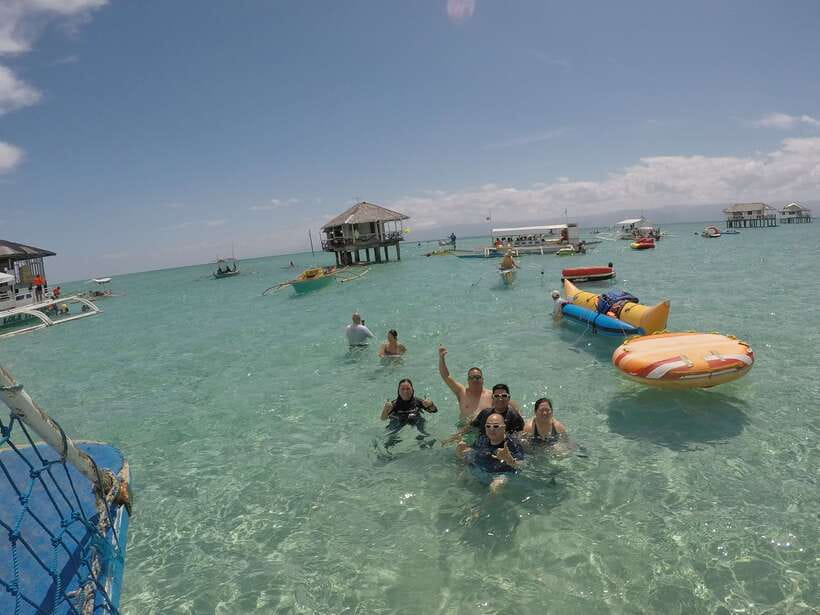 Dumaguete: Dolphin Watching & Manjuyod Sandbar Private Tour - Getting Started Early: Dumaguete Pickup and the Banca Boat Ride