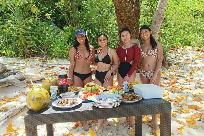 El Nido Group Tour A with Beach Lunch - Getting Going: 9:00 am Start, Town Pickup, and a Max of 50