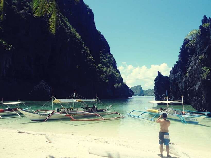 El Nido: Hidden Beaches and Lagoons Boat Hopping Tour D - A 7-hour boat day built around Small Lagoon and Cadlao