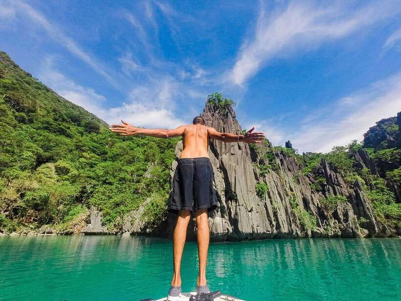 El Nido: Hidden Beaches and Lagoons Boat Hopping Tour D - Meeting point reality: Marber’s Beach Club and getting on the boat fast