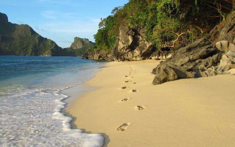 El Nido: Hidden Beaches and Lagoons Boat Hopping Tour D - Your money at work: what Tour D includes for about $23