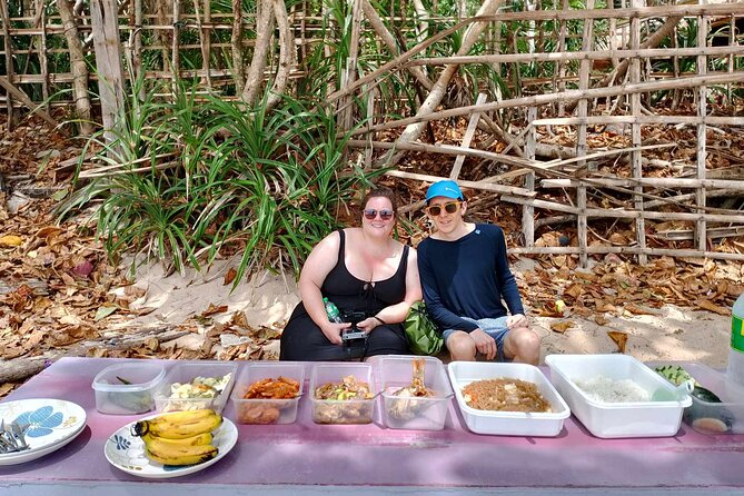 El Nido Highlights Tour w/ Island Lunch - Big Lagoon Miniloc Views and the Extra Entrance Fee You Should Budget