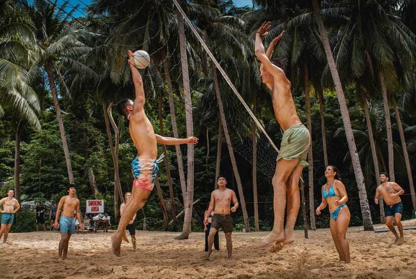 El Nido: Island Hopping Adventure by Haqqy Life - The longer lunch and swim break: when the day slows down