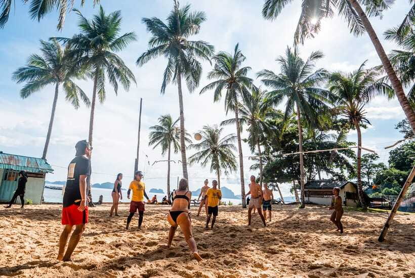 El Nido: Island Hopping Adventure by Haqqy Life - Snorkeling at the secret stop: gear included, marine life spotting