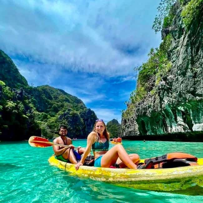El Nido: Island Hopping Tour A with Kayaking on Big Lagoon - Seven Commandos Beach: sand time before the water work