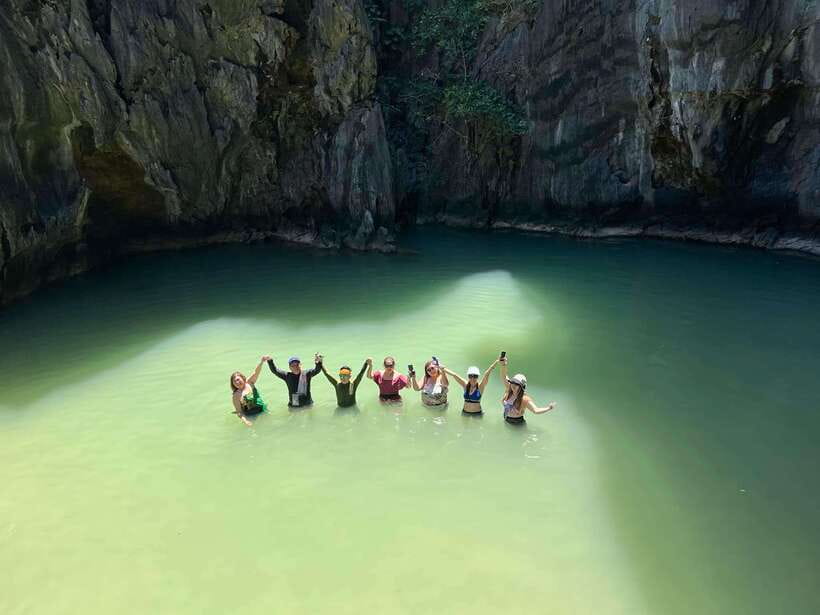El Nido: Island Hopping Tour C with Lunch EDTF included - Boat, group size, and guide experience: what to expect day-of