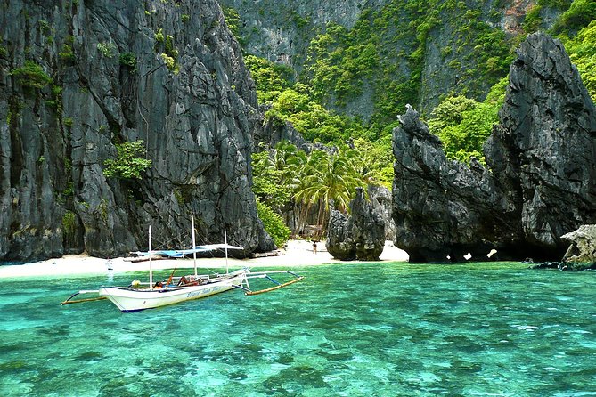 El Nido Island Hopping Tour C with Lunch - Price and value: the $32 base rate, and what you still need to budget