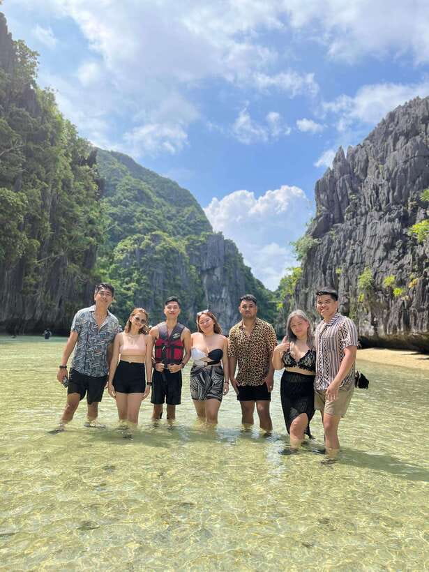 El Nido: Private/Exclusive Island Hopping Tour A BEST PRICE! - Shimizu Island: turtles, snorkeling, and a longer break with lunch